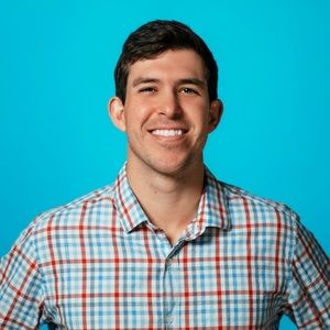 Meet your Posher, Davis